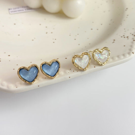 *RTS* Cutie Heart Studs