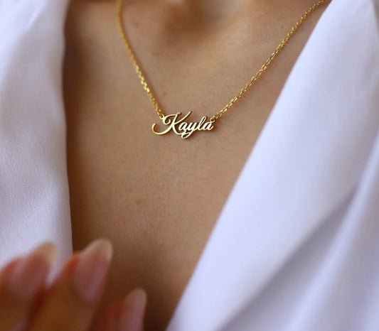 Custom : Personalized Name Necklace